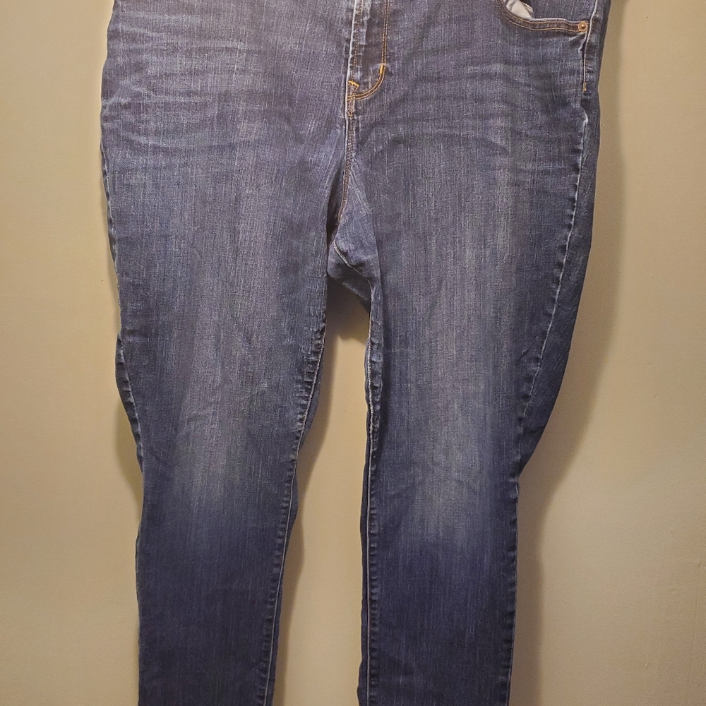 Old Navy Curvy Skinny Size 20 Regular Womens Jeans